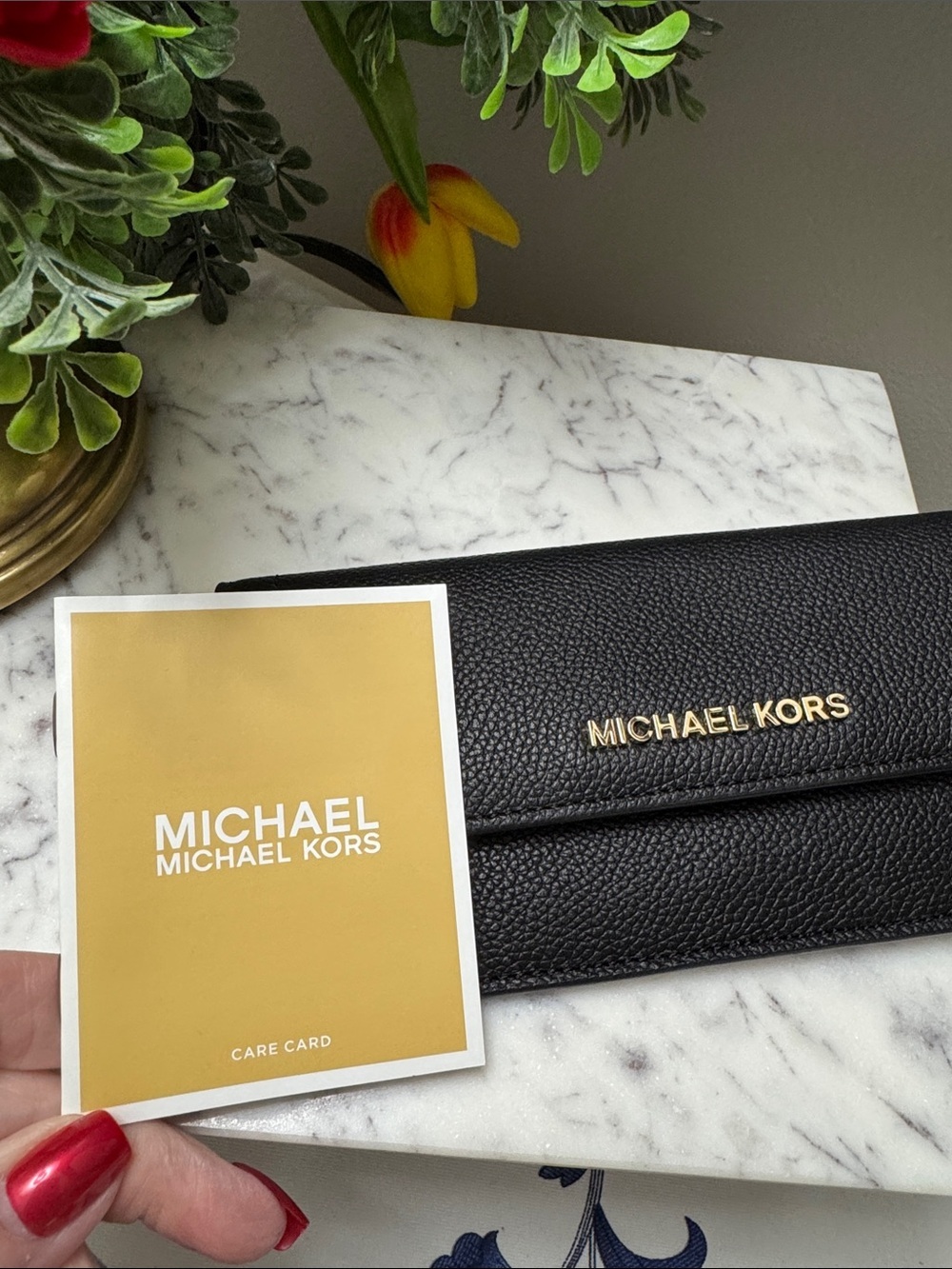 MICHAEL KORS Hays Flat Black Pebbled Leather Wallet with Gold Logo NWT - Picture 9 of 10